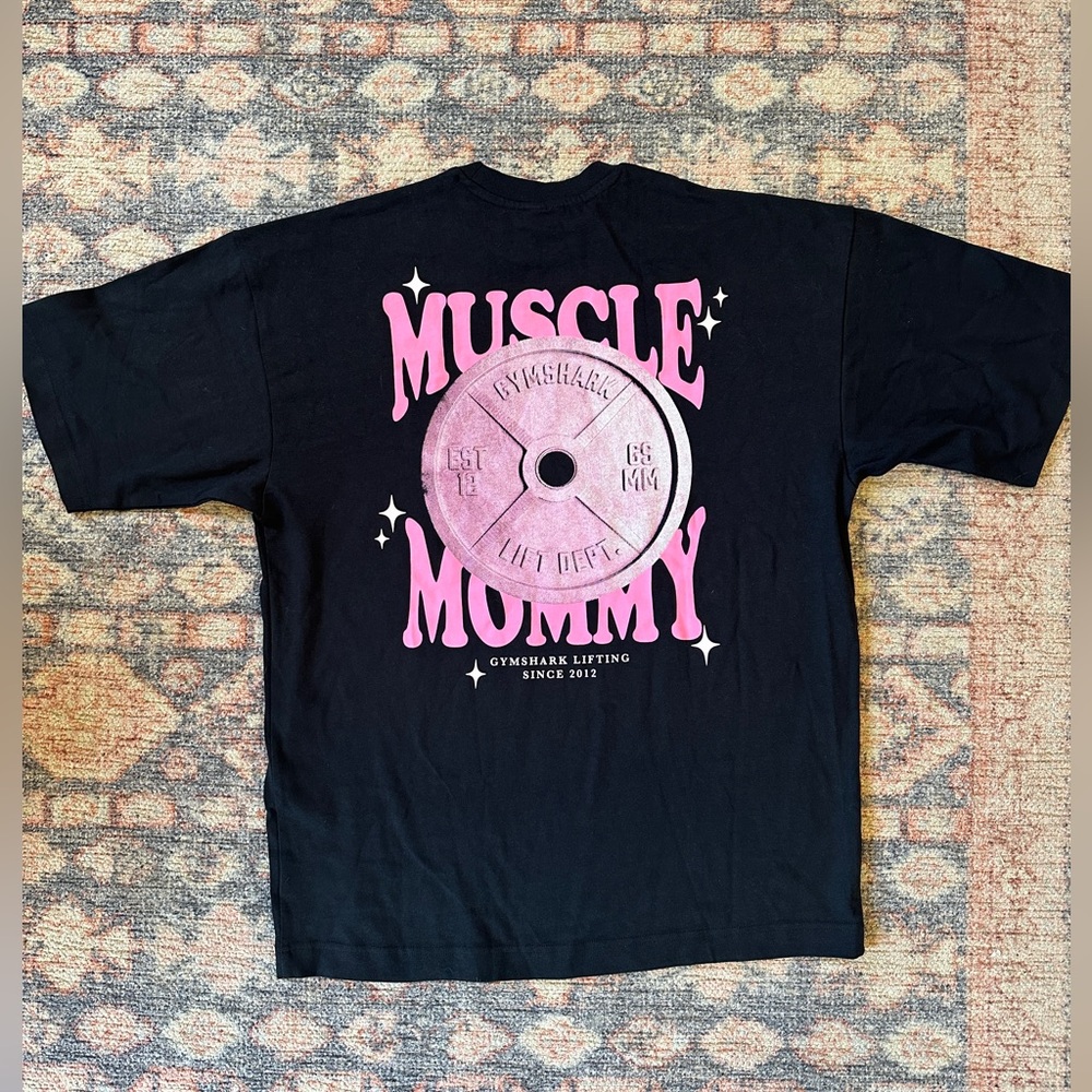 GYMSHARK NWT Muscle Mommy Oversized T-Shirt